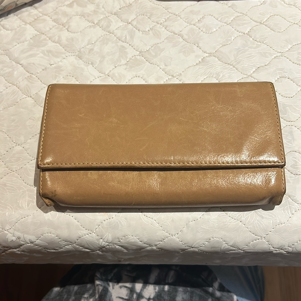 Danier Leather Tan Wallet